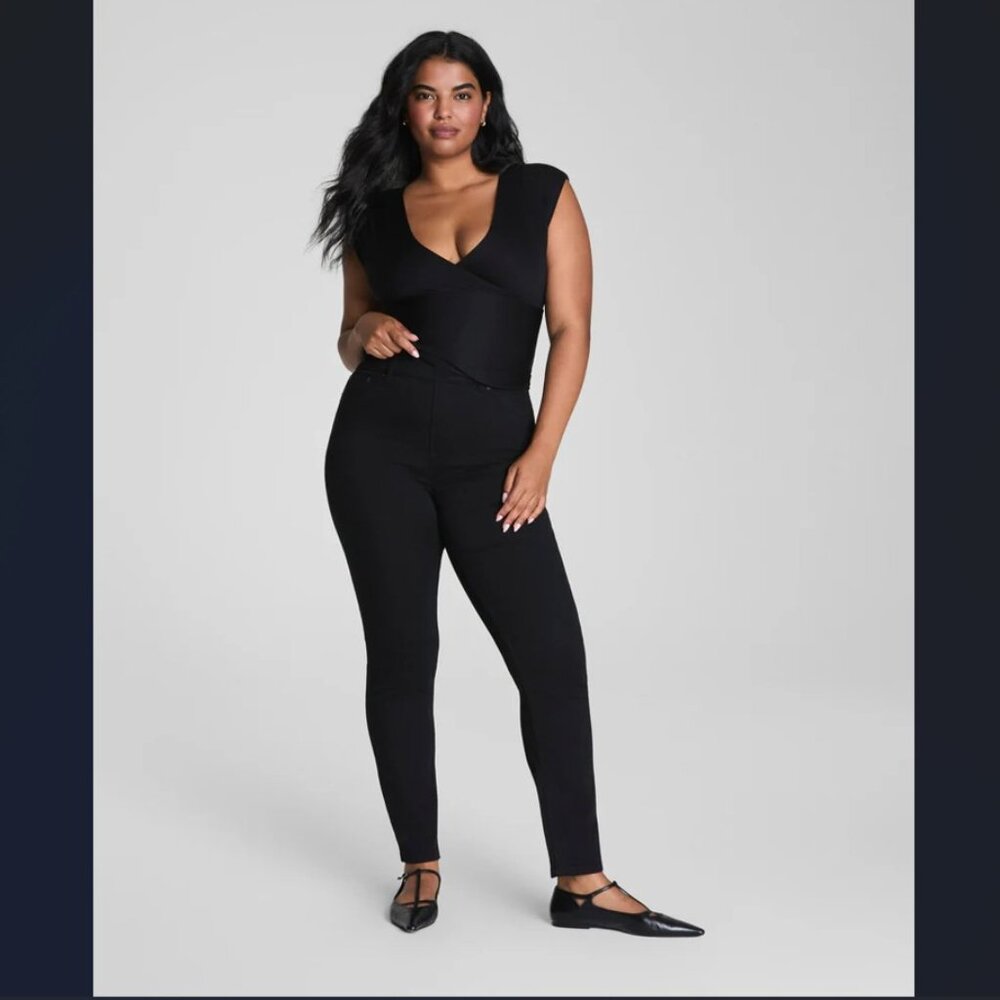 SPANXshape™ EveryWear Skinny Jeans